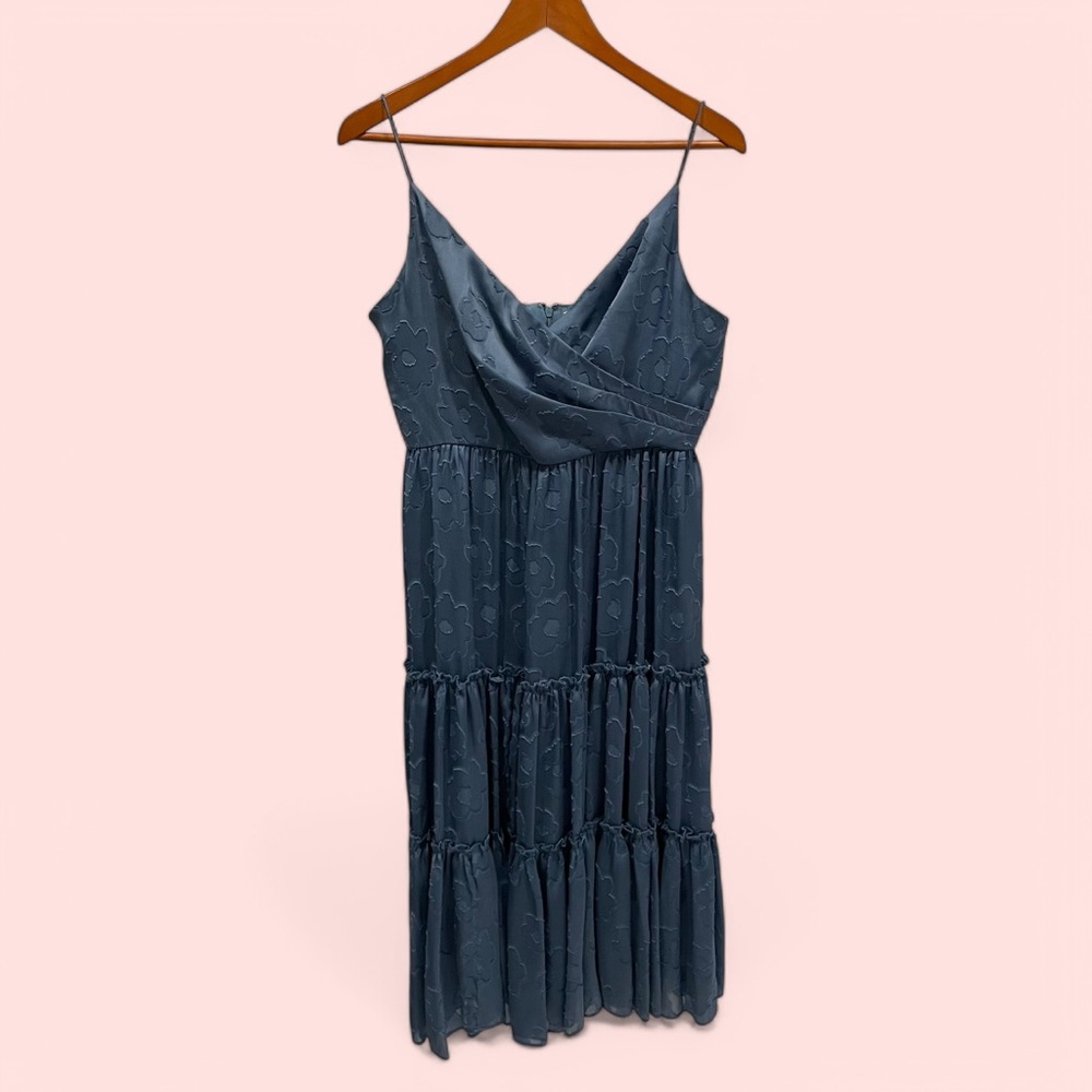 Gorgeous NWT Sachin & Babi chambray blue faux wrap ruffle floral maxi dress